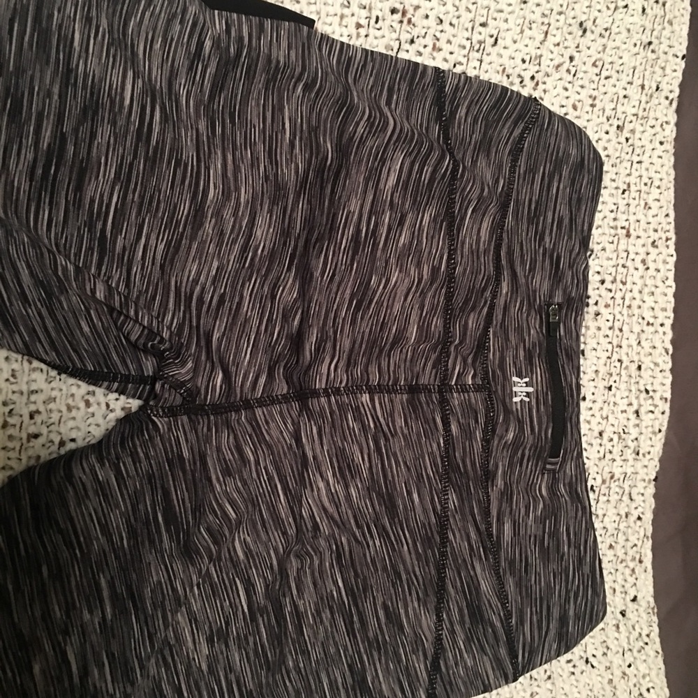 Marika Color Block Leggings